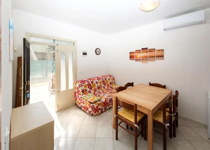 Casa Debora-1 By Interhome